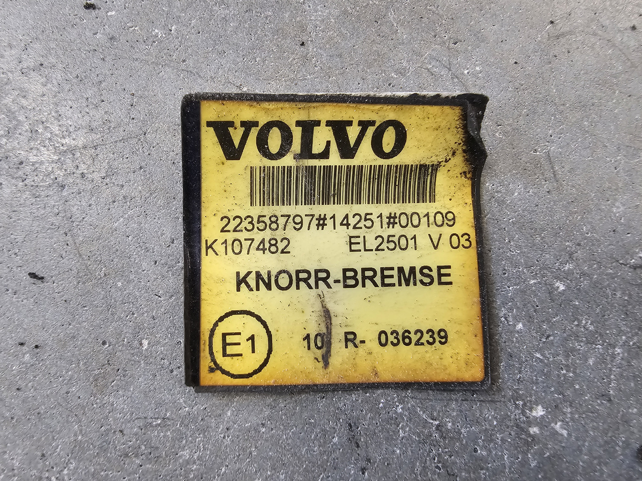 VOLVO FH4 FM4 EURO 6 / AIR DRYIER / EL2501 / 22358797 - Bremžu vārsts: foto 5 VOLVO FH4 FM4 EURO 6 / AIR DRYIER / EL2501 / 22358797 - Bremžu vārsts: foto 5