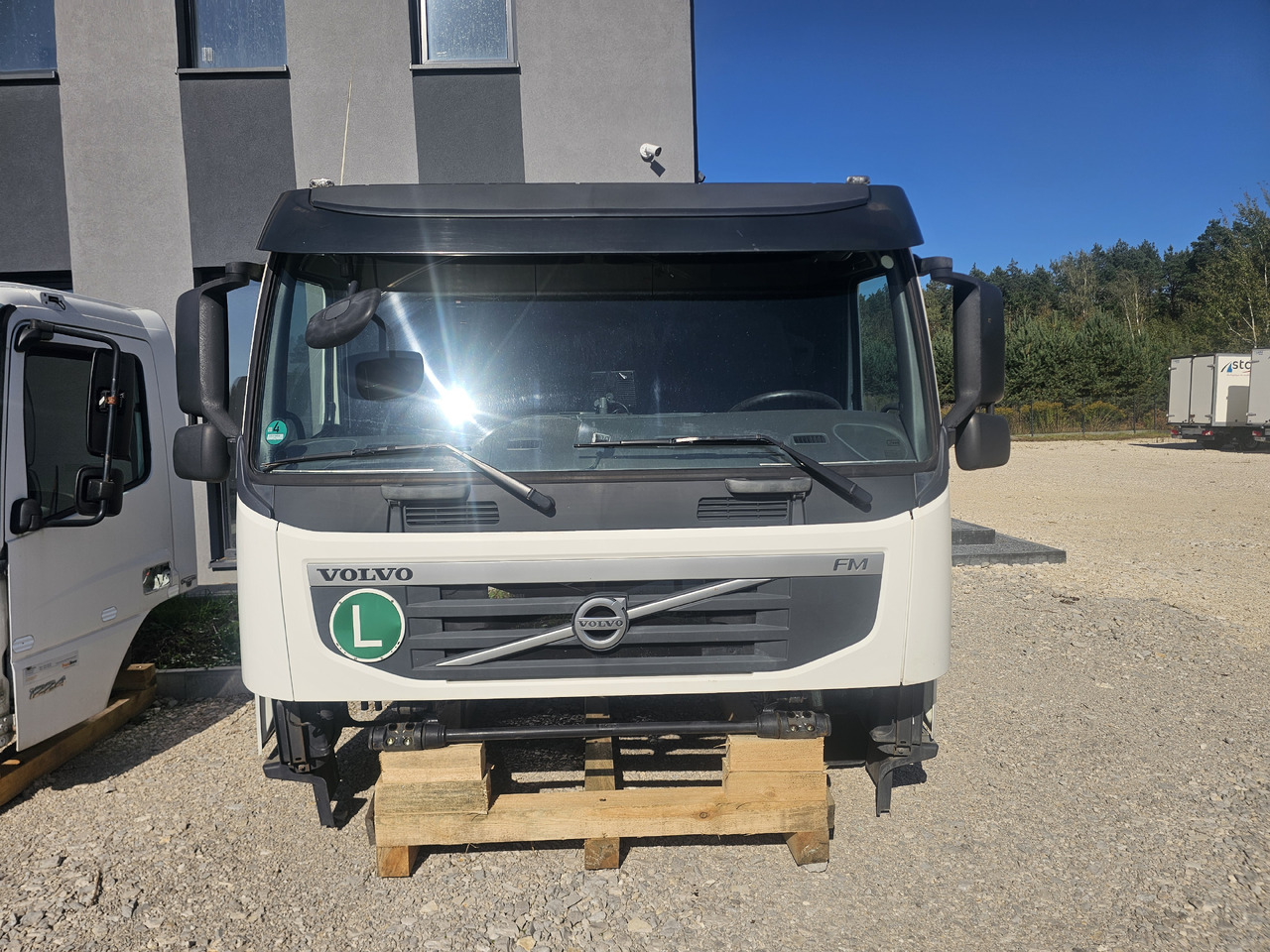 VOLVO FM3 DAILY CAB / COMPLETE / WORLDWIDE DELIVERY - Kabīne: foto 4 VOLVO FM3 DAILY CAB / COMPLETE / WORLDWIDE DELIVERY - Kabīne: foto 4