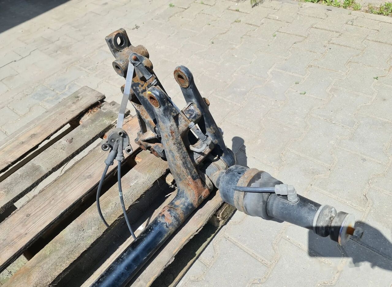 Wywrot kabiny drążek 1664086 1664087 DAF XF 105 truck - Stabilizators - Kravas automašīna: foto 2 Wywrot kabiny drążek 1664086 1664087 DAF XF 105 truck - Stabilizators - Kravas automašīna: foto 2