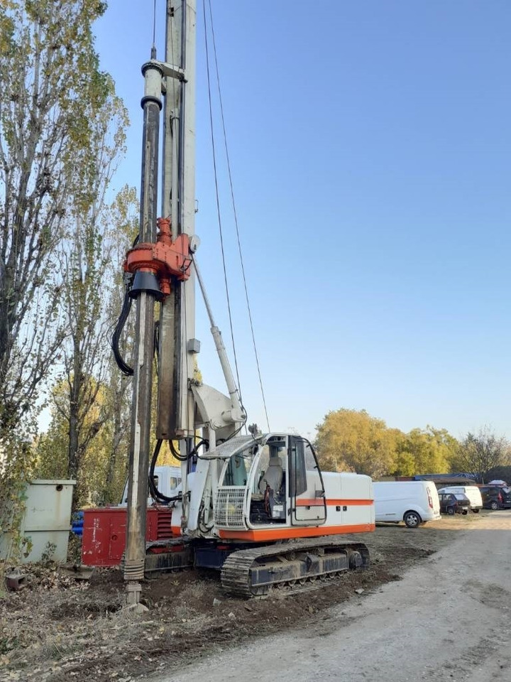 Soilmec R210 - Pāļu dzinējs: foto 2 Soilmec R210 - Pāļu dzinējs: foto 2