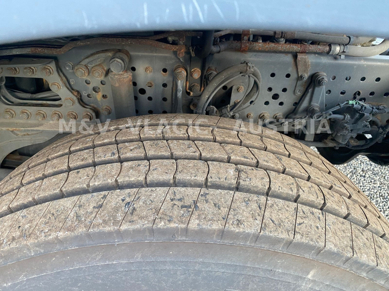 Konteineru vedējs/ Kravas automašīna ar noņemamā virsbūve Mercedes-Benz 2542: foto 11 Konteineru vedējs/ Kravas automašīna ar noņemamā virsbūve Mercedes-Benz 2542: foto 11