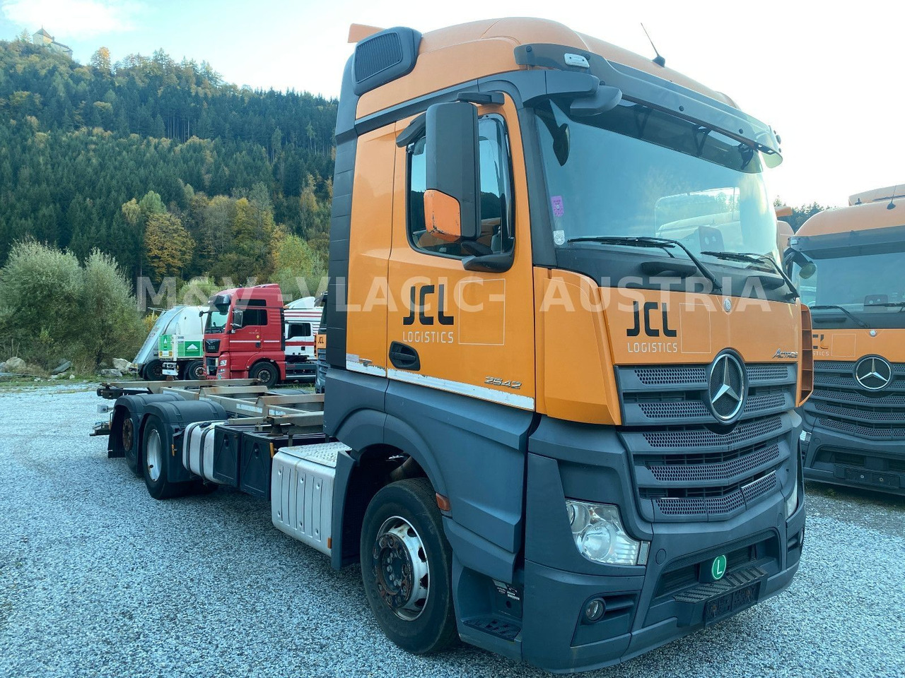 Mercedes-Benz 2542 - Konteineru vedējs/ Kravas automašīna ar noņemamā virsbūve: foto 2 Mercedes-Benz 2542 - Konteineru vedējs/ Kravas automašīna ar noņemamā virsbūve: foto 2
