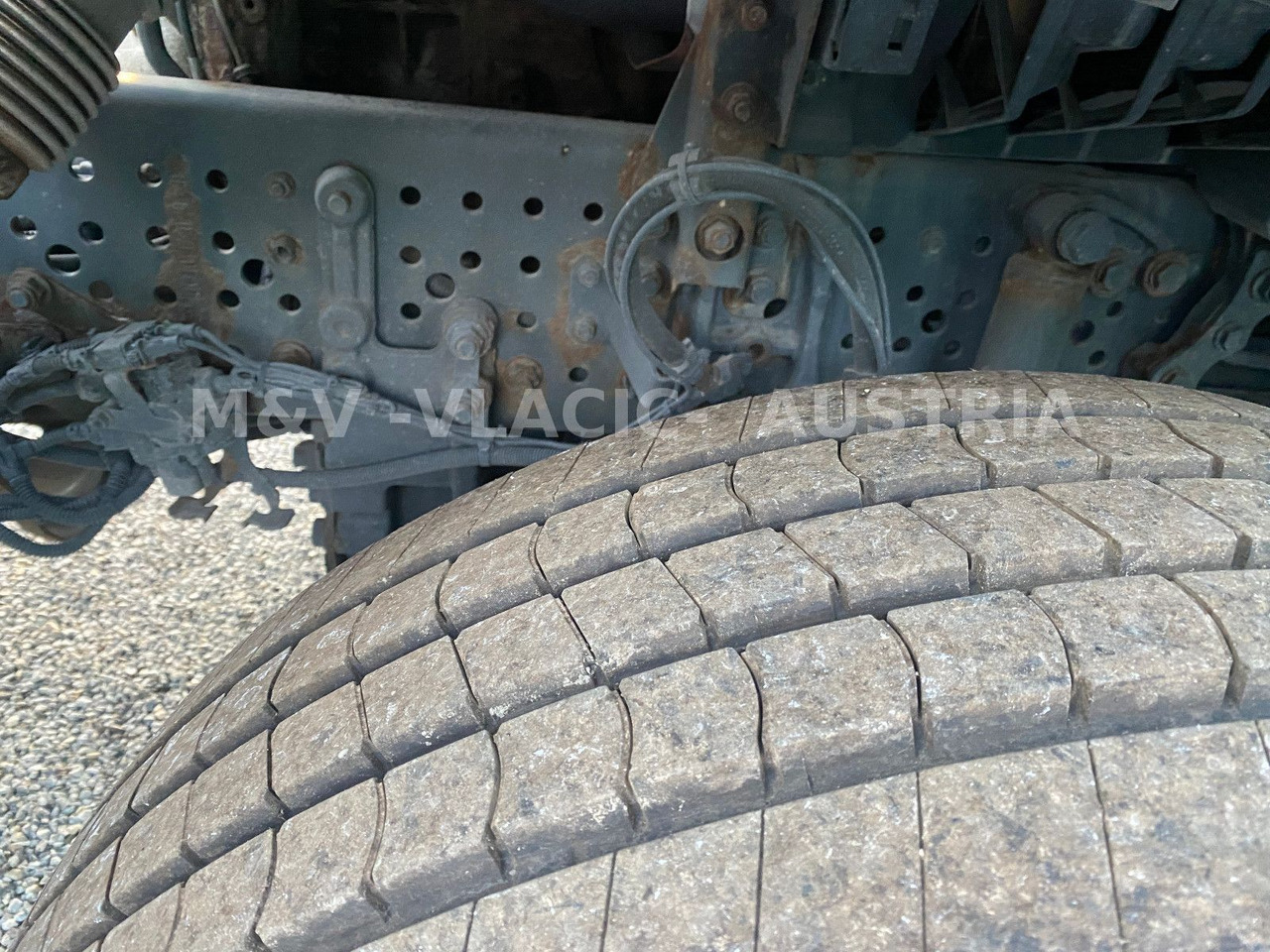 Konteineru vedējs/ Kravas automašīna ar noņemamā virsbūve Mercedes-Benz 2542: foto 12 Konteineru vedējs/ Kravas automašīna ar noņemamā virsbūve Mercedes-Benz 2542: foto 12