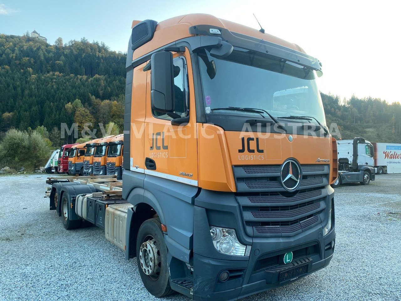 Mercedes-Benz 2542 - Konteineru vedējs/ Kravas automašīna ar noņemamā virsbūve: foto 2 Mercedes-Benz 2542 - Konteineru vedējs/ Kravas automašīna ar noņemamā virsbūve: foto 2