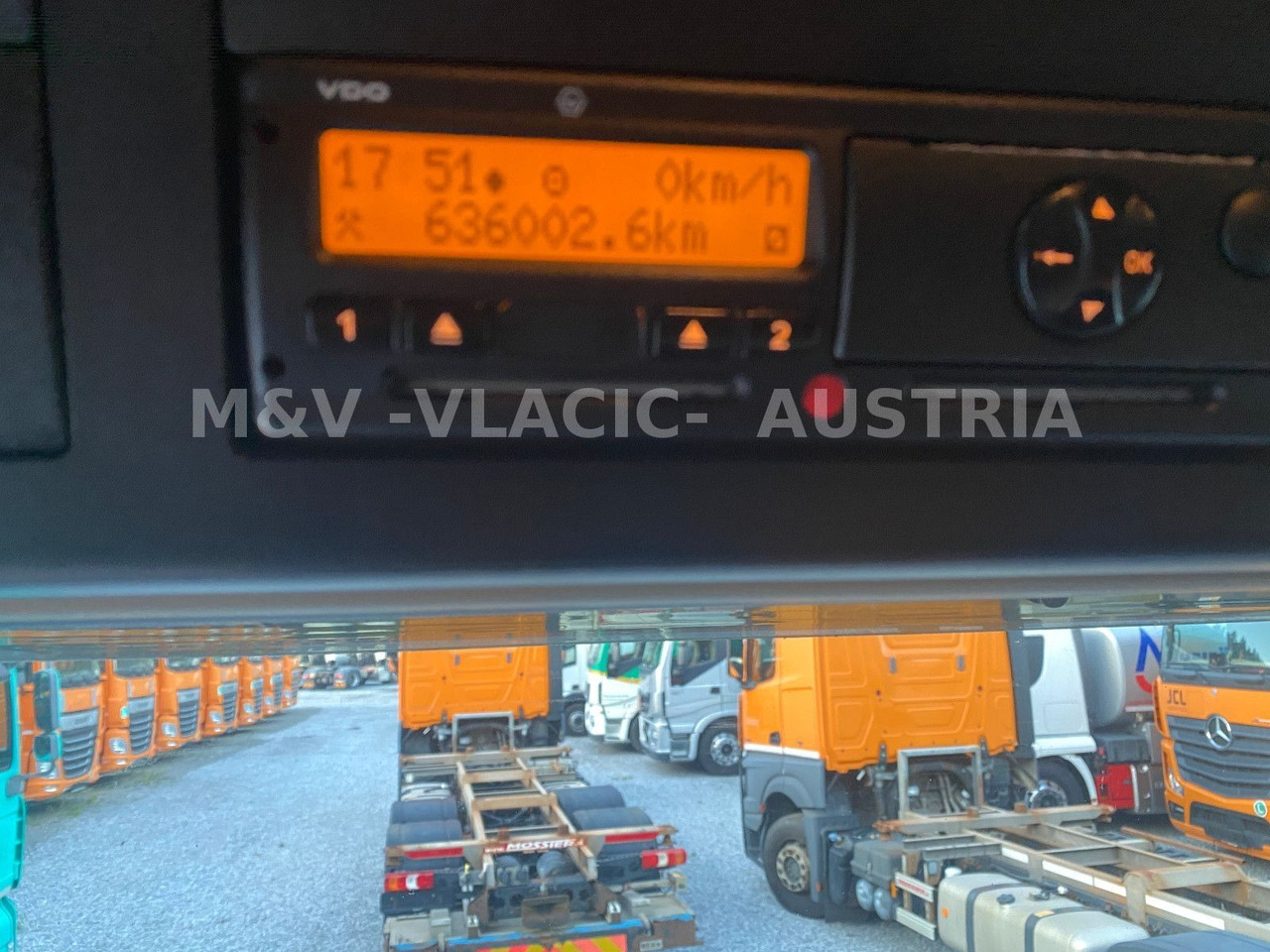 Mercedes-Benz 2542 - Konteineru vedējs/ Kravas automašīna ar noņemamā virsbūve: foto 5 Mercedes-Benz 2542 - Konteineru vedējs/ Kravas automašīna ar noņemamā virsbūve: foto 5