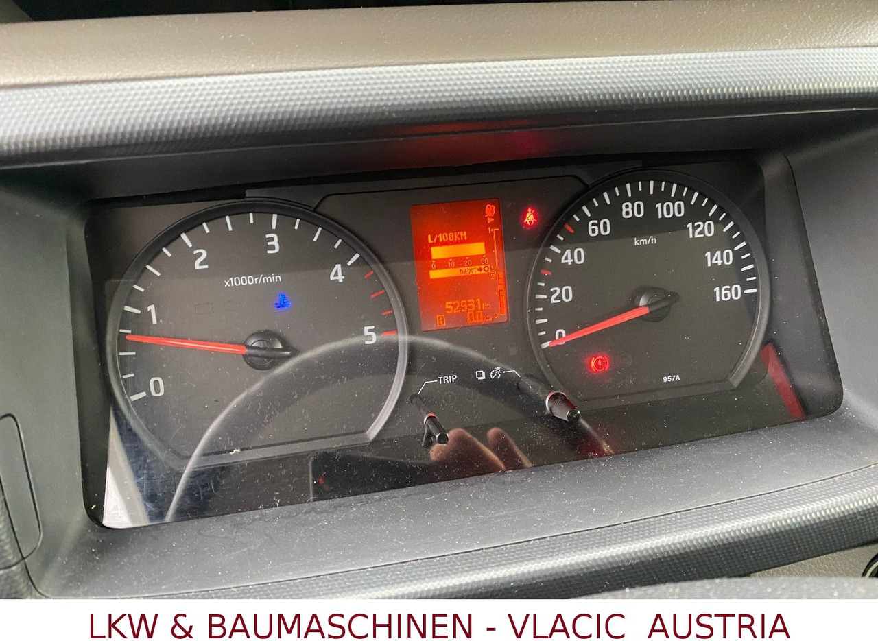 Nissan CABSTAR NT 400 (Ges.Gew.3500 kg) ADR - Bortu kravas automašīna/ Platforma: foto 5 Nissan CABSTAR NT 400 (Ges.Gew.3500 kg) ADR - Bortu kravas automašīna/ Platforma: foto 5