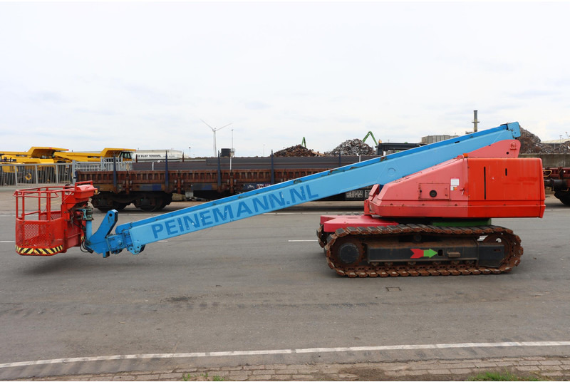 Aichi SR210 - Teleskopiskais pacēlājs: foto 4 Aichi SR210 - Teleskopiskais pacēlājs: foto 4