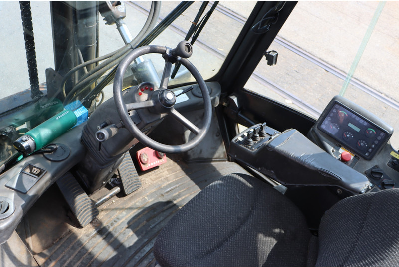 Hyster H8.00XM - Dīzeļiekrāvējs: foto 2 Hyster H8.00XM - Dīzeļiekrāvējs: foto 2