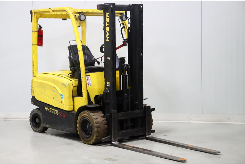 Hyster J2.5XN - Elektroiekrāvējs: foto 1 Hyster J2.5XN - Elektroiekrāvējs: foto 1