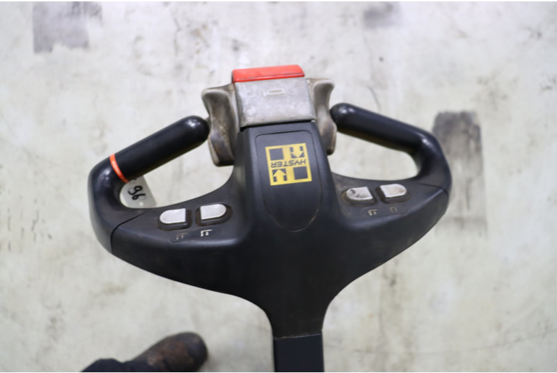 Hyster P1.8 - Rokas palešu ratiņi: foto 2 Hyster P1.8 - Rokas palešu ratiņi: foto 2