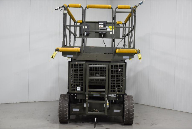 Šķērveida pacēlājs JLG M3369: foto 8