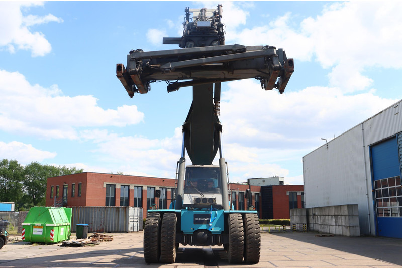 KONECRANES 4527CB5 - Konteineru iekrāvējs: foto 5 KONECRANES 4527CB5 - Konteineru iekrāvējs: foto 5