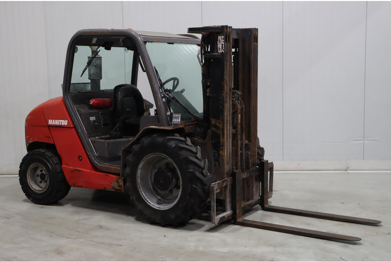 Manitou MH25-4T - Dīzeļiekrāvējs: foto 1 Manitou MH25-4T - Dīzeļiekrāvējs: foto 1