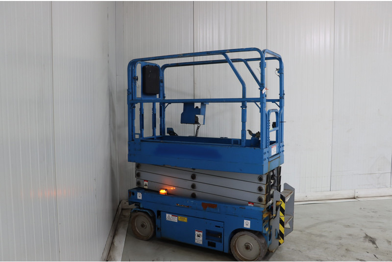 Mantall XE80N - Šķērveida pacēlājs: foto 5 Mantall XE80N - Šķērveida pacēlājs: foto 5