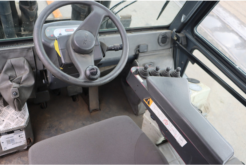 TCM FD80-2 - Dīzeļiekrāvējs: foto 2 TCM FD80-2 - Dīzeļiekrāvējs: foto 2