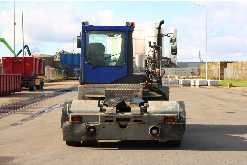 Terberg TT220 - Termināļa traktors: foto 5 Terberg TT220 - Termināļa traktors: foto 5