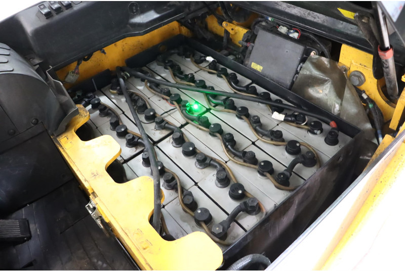 Elektroiekrāvējs UniCarriers A2N1L16Q: foto 7