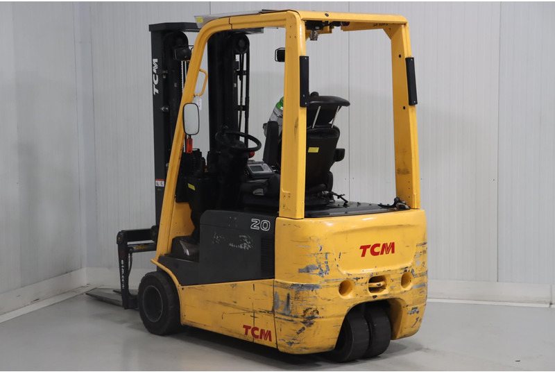 UniCarriers AG1N1L20H - Elektroiekrāvējs: foto 4 UniCarriers AG1N1L20H - Elektroiekrāvējs: foto 4