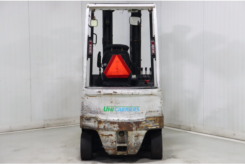 UniCarriers G1Q2L30Q - Elektroiekrāvējs: foto 5 UniCarriers G1Q2L30Q - Elektroiekrāvējs: foto 5