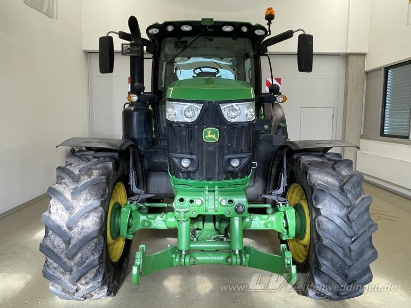 John Deere 6215R - Traktors: foto 4 John Deere 6215R - Traktors: foto 4