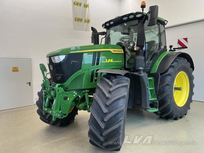 John Deere 6R 230 - Traktors: foto 1 John Deere 6R 230 - Traktors: foto 1