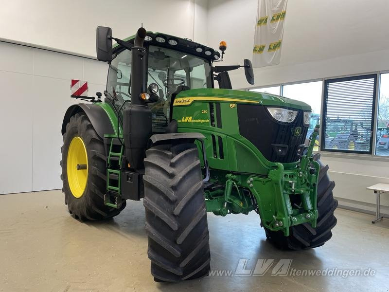 John Deere 6R 230 - Traktors: foto 2 John Deere 6R 230 - Traktors: foto 2