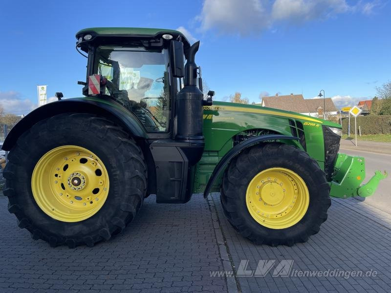John Deere 8295R FH+FZW - Traktors: foto 5 John Deere 8295R FH+FZW - Traktors: foto 5