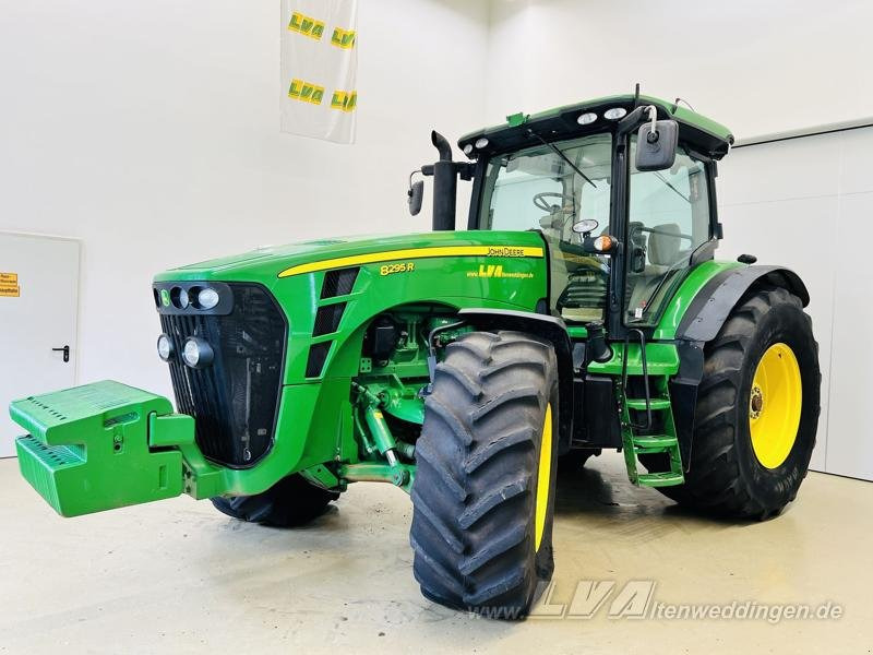 John Deere 8295R - Traktors: foto 3 John Deere 8295R - Traktors: foto 3