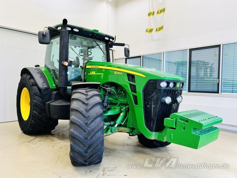 John Deere 8295R - Traktors: foto 4 John Deere 8295R - Traktors: foto 4