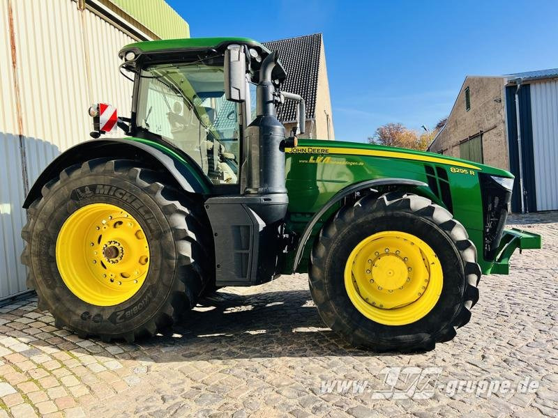 John Deere 8295R e23 PowerShift - Traktors: foto 4 John Deere 8295R e23 PowerShift - Traktors: foto 4