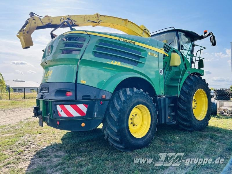 John Deere 8300 - Traktors: foto 4 John Deere 8300 - Traktors: foto 4