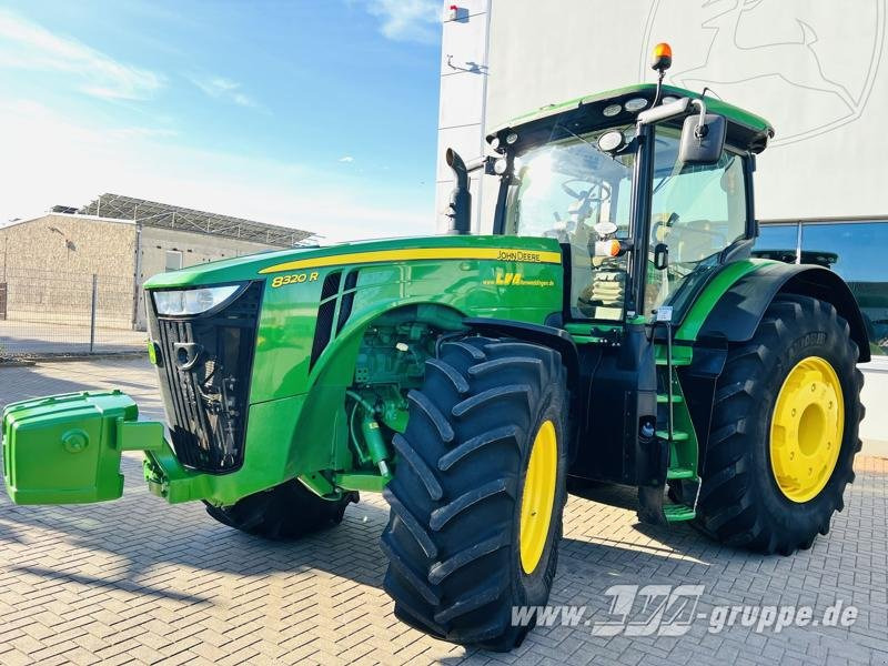 John Deere 8320R E23-PowerShift - Traktors: foto 4 John Deere 8320R E23-PowerShift - Traktors: foto 4