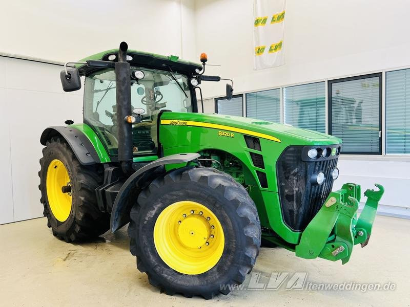 John Deere 8320R - Traktors: foto 2 John Deere 8320R - Traktors: foto 2