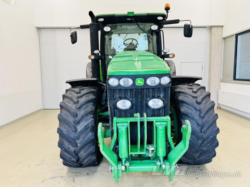 John Deere 8320R - Traktors: foto 3 John Deere 8320R - Traktors: foto 3