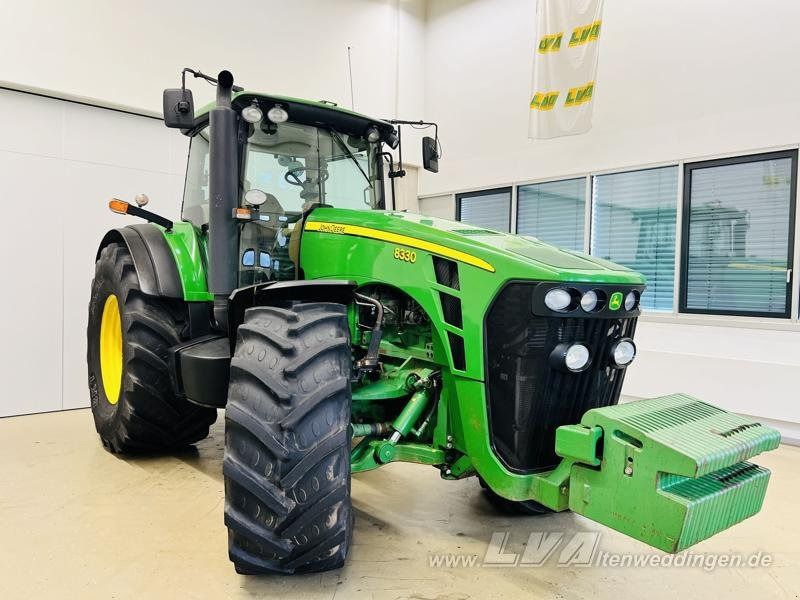 John Deere 8330 PowerShift - Traktors: foto 2 John Deere 8330 PowerShift - Traktors: foto 2