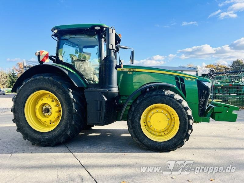 John Deere 8370R E23 PowerShift - Traktors: foto 4 John Deere 8370R E23 PowerShift - Traktors: foto 4