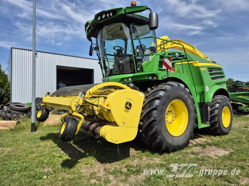 John Deere 8600i - Lopbarības kombains: foto 1 John Deere 8600i - Lopbarības kombains: foto 1