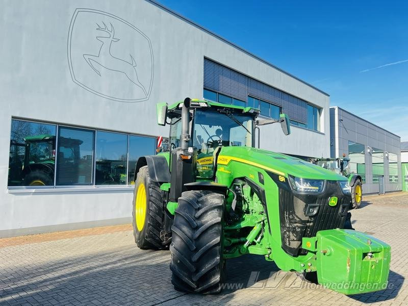 John Deere 8R 340 - Traktors: foto 1 John Deere 8R 340 - Traktors: foto 1