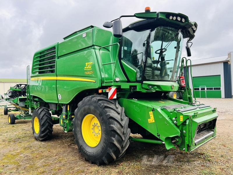 John Deere T660 - Labības kombains: foto 3 John Deere T660 - Labības kombains: foto 3
