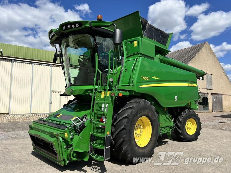 John Deere T660 i ProDrive - Labības kombains: foto 1 John Deere T660 i ProDrive - Labības kombains: foto 1