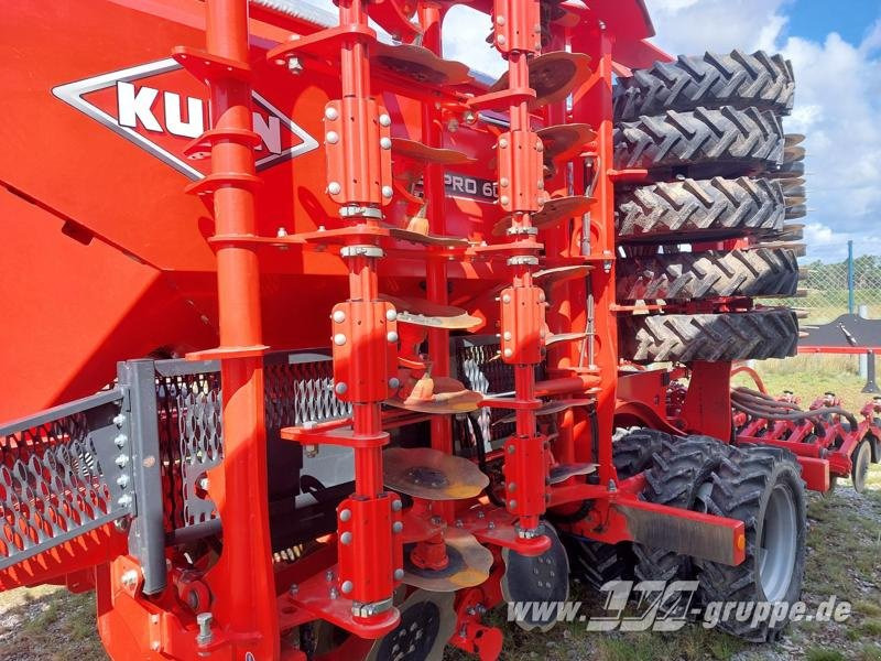 Kuhn Espro 6000R - Kombinētā sējmašīna: foto 3 Kuhn Espro 6000R - Kombinētā sējmašīna: foto 3