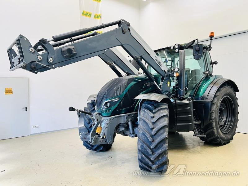 Valtra T174 - Traktors: foto 2 Valtra T174 - Traktors: foto 2