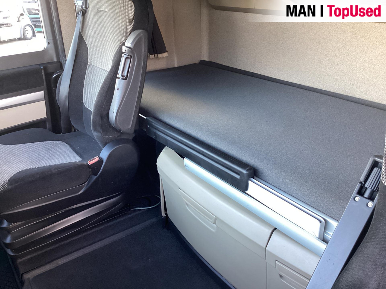 MAN TGX 18.500 4X2 BLS - Vilcējs: foto 4 MAN TGX 18.500 4X2 BLS - Vilcējs: foto 4