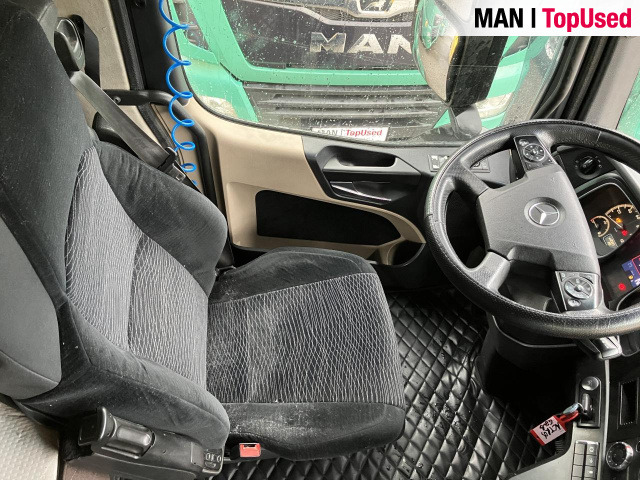 Interior photo 1: Vilcējs MERCEDES-BENZ ACTROS 1845  Lowdeck   LSnRL