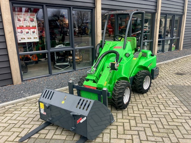 AVANT 420 loader - Mini iekrāvējs: foto 2 AVANT 420 loader - Mini iekrāvējs: foto 2