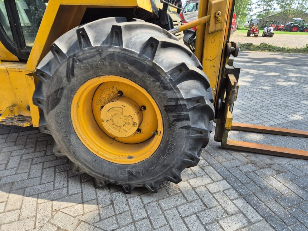 Dīzeļiekrāvējs JCB 926 roughterrain forklift: foto 7