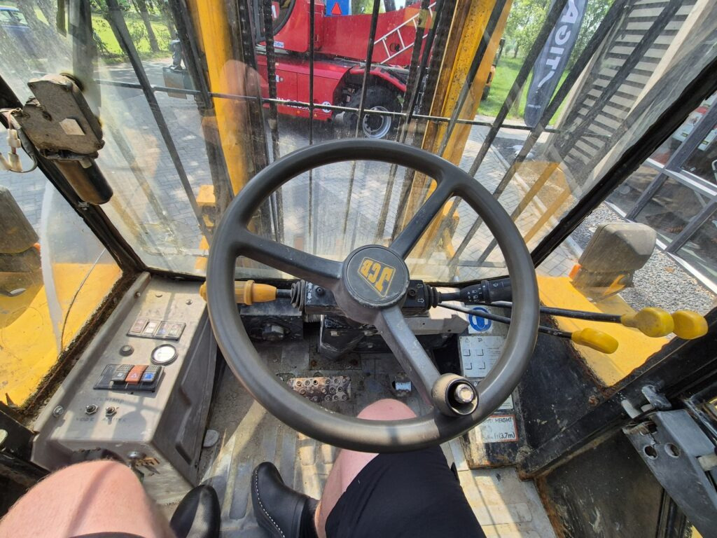 Dīzeļiekrāvējs JCB 926 roughterrain forklift: foto 8