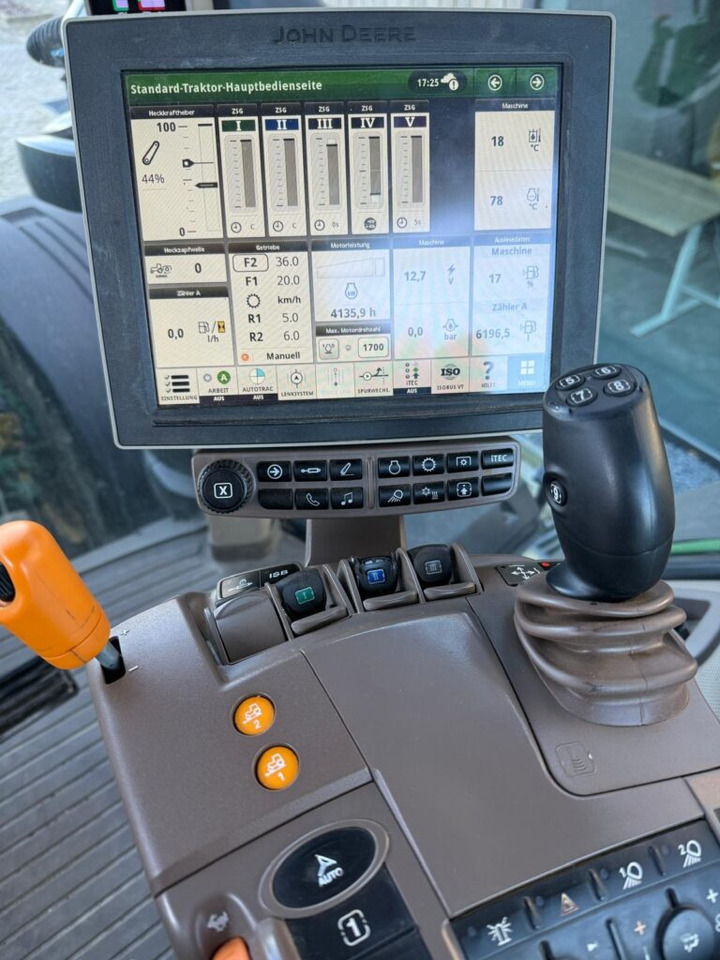 Traktors JOHN DEERE 8345 ultimate edition: foto 13 Traktors JOHN DEERE 8345 ultimate edition: foto 13