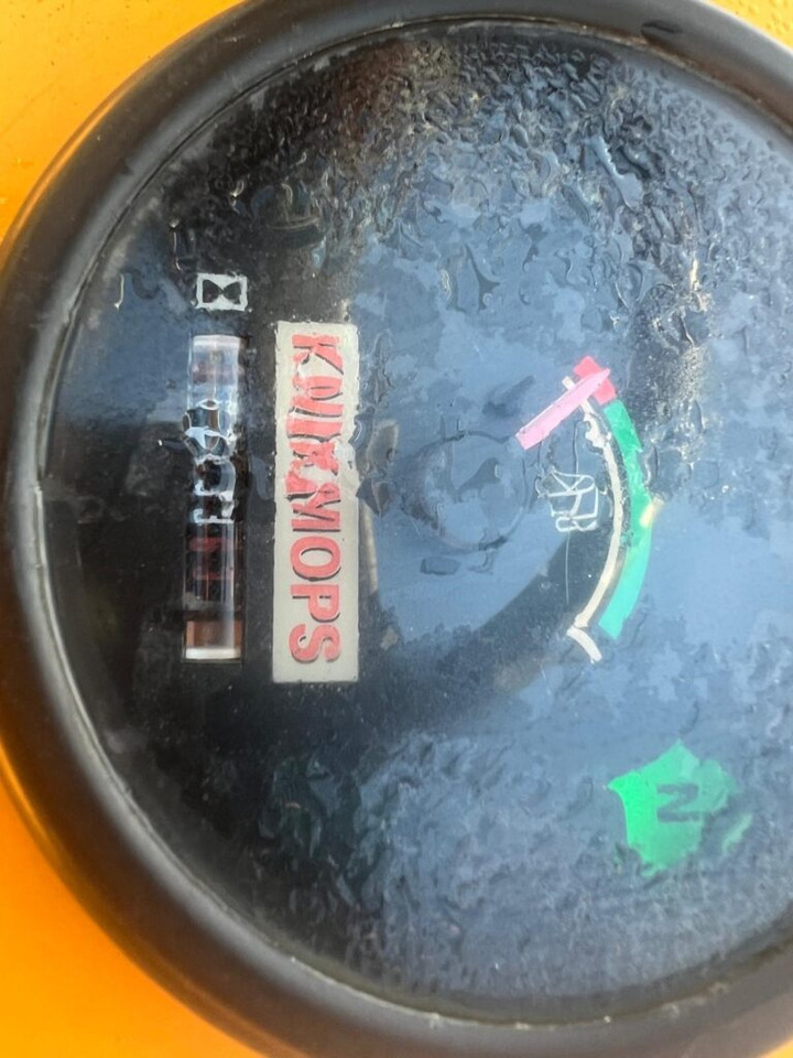 KNIKMOPS 100 miniloader - Mini iekrāvējs: foto 5 KNIKMOPS 100 miniloader - Mini iekrāvējs: foto 5