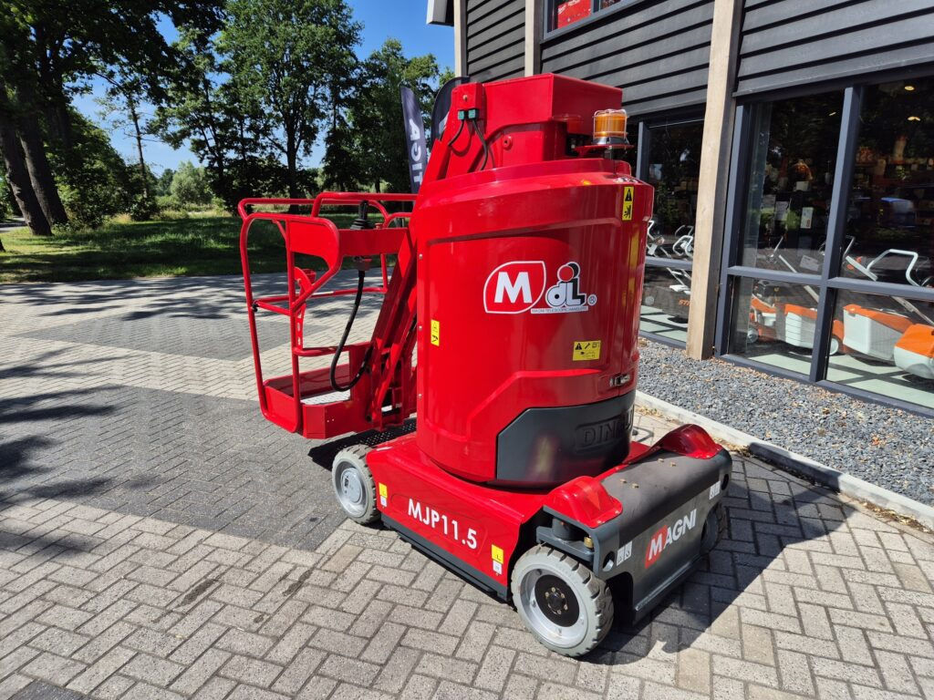 MAGNI MJP 11.5 - Pacēlājs: foto 3 MAGNI MJP 11.5 - Pacēlājs: foto 3